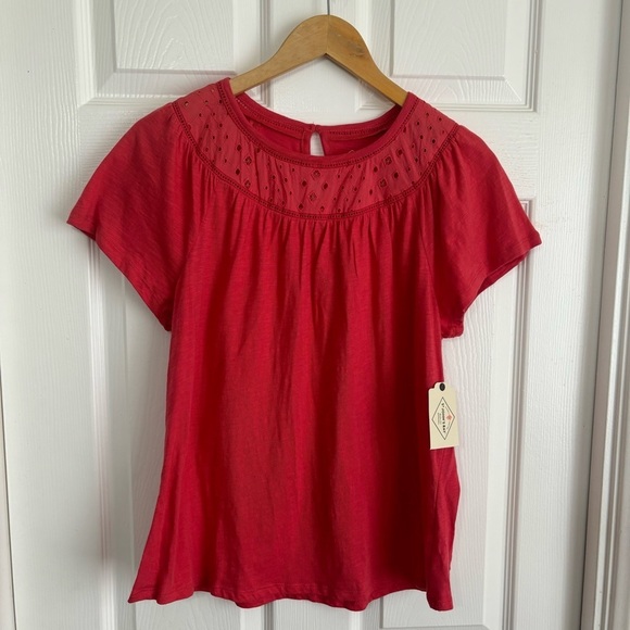 Eyelet blouse St. John’s Bay Size Medium New with tags - Picture 1 of 7